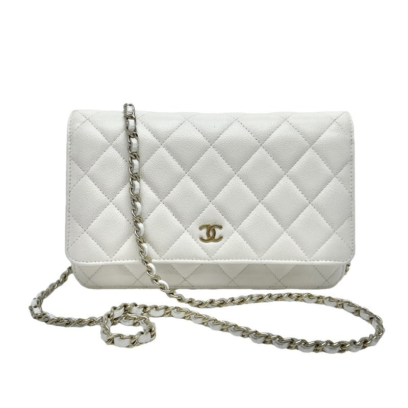 CHANEL マトラッセ スリムウォレット 白 マトラッセ シャネル 財布 三つ折り キャビアスキン スモール