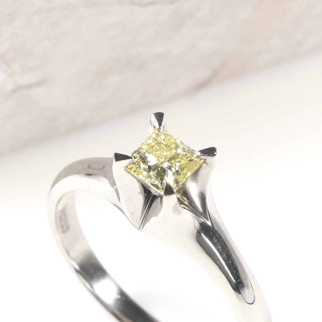 ダイヤモンド 0.37ct Pt900 リング 指輪 – H3（エイチスリー）