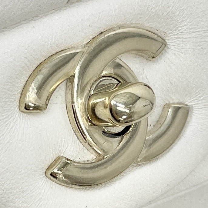 CHANEL 香奈儿 Choco bar Mini matelasse Mini flap cube rhinestone 袋肩袋羊排白色金色硬件链肩袋可可标记