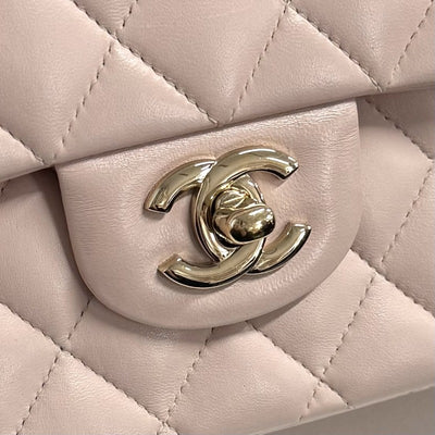 CHANEL 香奈儿 Matelass? Matelasse 25 袋肩袋羊羔粉红色的金色硬件链链肩袋可可标记转锁 Double flap W襟翼 Double chain W chain