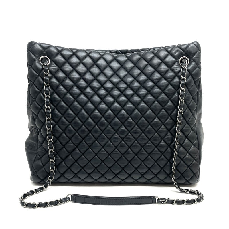 CHANEL CHANEL Matelass? Bag, tote bag, shoulder bag, leather, black, navy, black, navy, silver fittings, chain shoulder bag, Coco mark