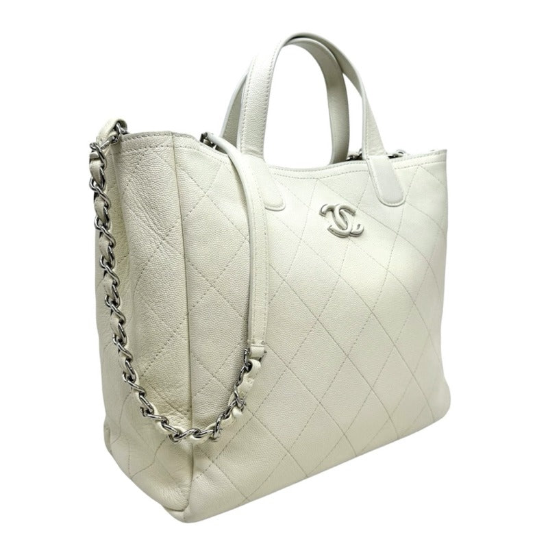 CHANEL CHANEL Matelass? Bag, tote bag, shoulder bag, caviar skin, white, white, silver fittings, handbag, chain bag, 2way bag, Coco mark