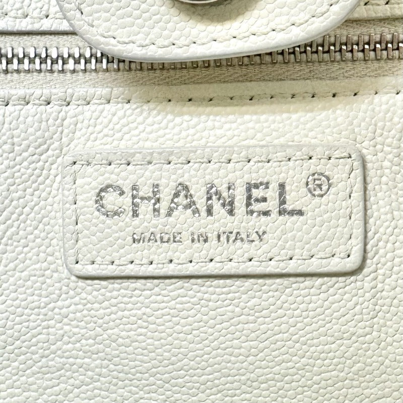 CHANEL CHANEL Matelass? Bag, tote bag, shoulder bag, caviar skin, white, white, silver fittings, handbag, chain bag, 2way bag, Coco mark