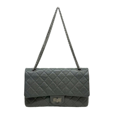 シャネル CHANEL 2.55金具 マトラッセ バッグ ショルダーバッグ キャビアスキン グレー ガンメタリック金具 ダブルフラップ　Wフラップ　ダブルチェーン Wチェーン　チェーンショルダーバッグ