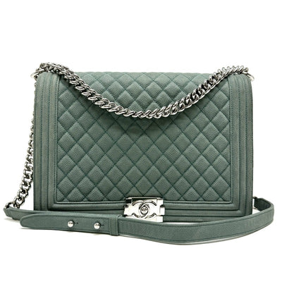 CHANEL CHANEL Boy chanel v-stitch chevron Bag Shoulder Bag Caviar Skin Green Green Silver Metal Fittings Chain Shoulder Bag Double chain Coco mark