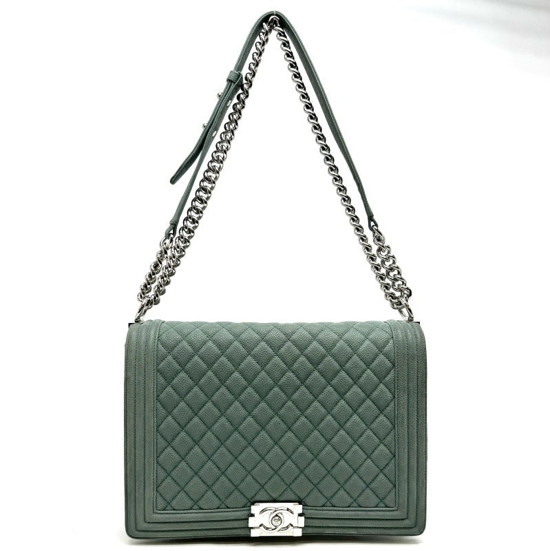 CHANEL CHANEL Boy chanel v-stitch chevron Bag Shoulder Bag Caviar Skin Green Green Silver Metal Fittings Chain Shoulder Bag Double chain Coco mark