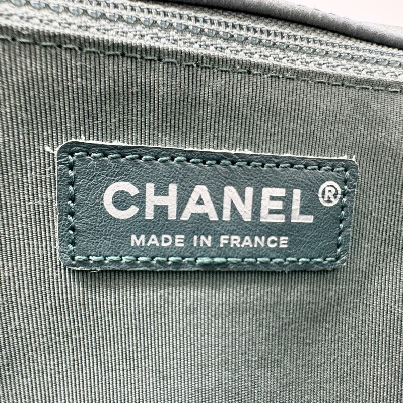 シャネル CHANEL ボーイシャネル Vステッチ シェブロン バッグ ショルダーバッグ キャビアスキン グリーン 緑 シルバー金具 チェーンショルダーバッグ ダブルチェーン ココマーク