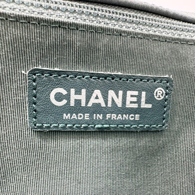 CHANEL 샤넬 Boy chanel v-stitch chevron 가방 숄더 백 캐비어 피부 녹색 녹색 은색 금속 피팅 체인 어깨 가방 Double chain 코코 마크