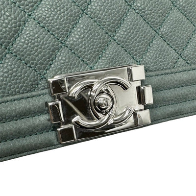 CHANEL CHANEL Boy chanel v-stitch chevron Bag Shoulder Bag Caviar Skin Green Green Silver Metal Fittings Chain Shoulder Bag Double chain Coco mark