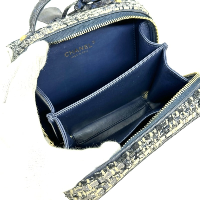 CHANEL 샤넬 Matelasse CC filigree 가방, 토트 백, 숄더백, 파이썬, 트위드, 파란색, 네이비, 파란색, 금 하드웨어, 핸드백, 체인 숄더백, 2 방향 가방 Vanity bag 코코 마크