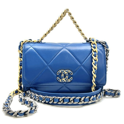 シャネル CHANEL シャネル19 バッグ ショルダーバッグ ラムスキン ブルー 青 シルバー金具 ゴールド金具 チェーンショルダーバッグ チェーンウォレット WOC