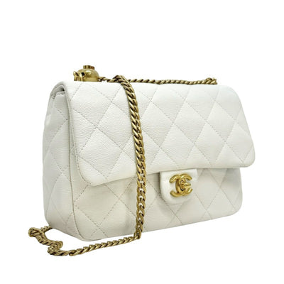 CHANEL 香奈儿 Matelass? S-flap single flap W chain Double chain 袋肩袋鱼子酱皮肤白色白金硬件 Drawstring 连锁肩带可可标记转锁