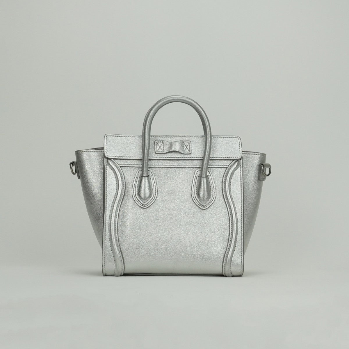 CELINE 셀린 Luggage nano Nano luggage Luggage nano 가방, 토트 백, 숄더백, 부드러운 송아지 가죽, 은색, 은색 금속 피팅, 새로운 로고, 핸드백