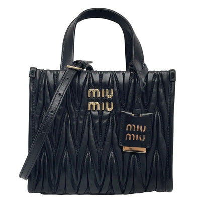 ミュウミュウ MIUMIU マテラッセ レザー ブラック 黒 ゴールド金具