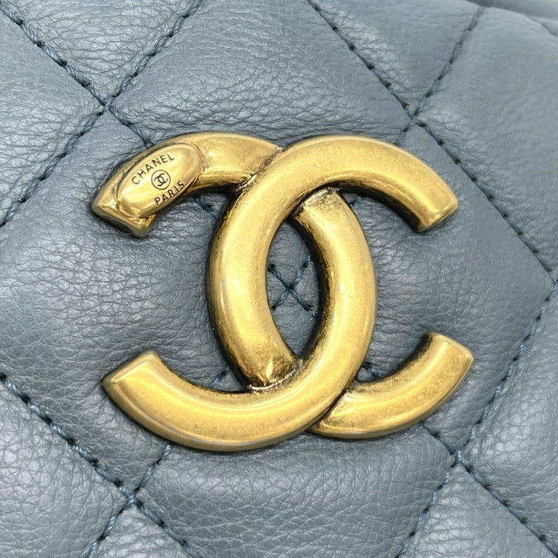 シャネル CHANEL マトラッセ カーフスキン ブルー 青 ゴールド金具 チェーンショルダーバッグ ココマーク