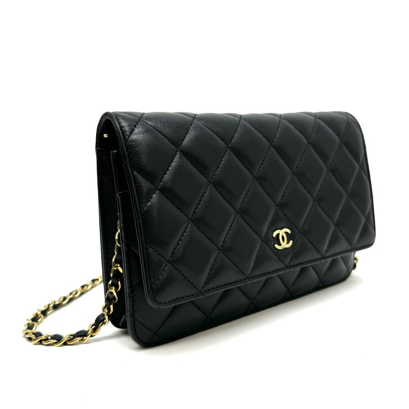 シャネル CHANEL マトラッセ ラムスキン ブラック 黒 ゴールド金具
