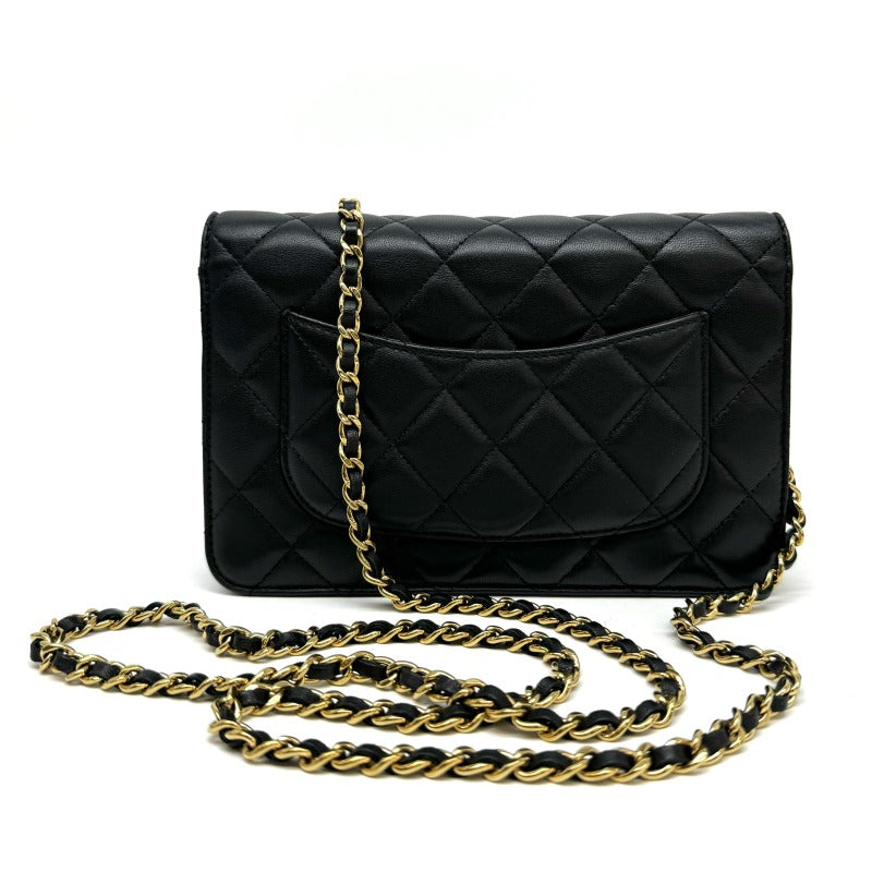 シャネル CHANEL マトラッセ ラムスキン ブラック 黒 ゴールド金具