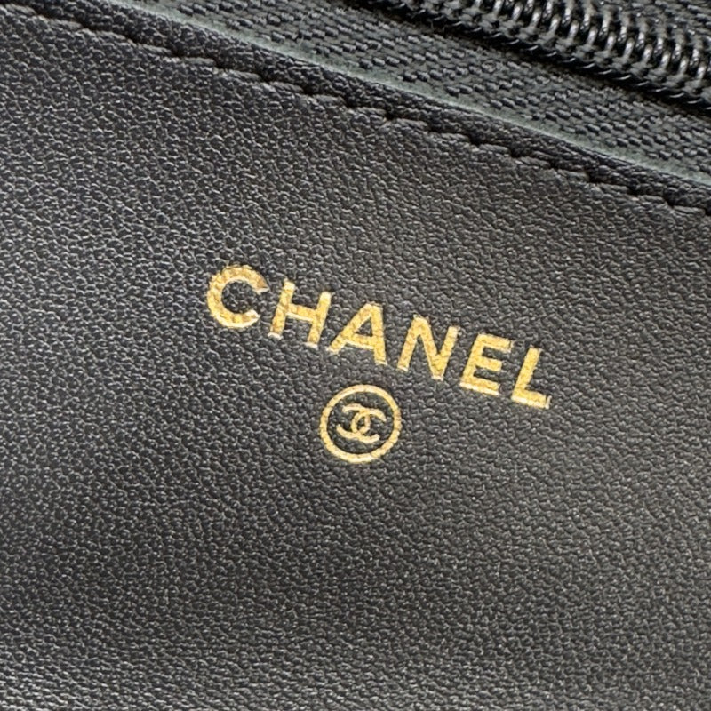 シャネル CHANEL マトラッセ ラムスキン ブラック 黒 ゴールド金具 チェーンショルダーバッグ チェーンウォレット WOC