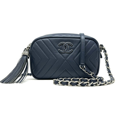 CHANEL 香奈儿 Chevron v-stitch 袋子肩袋牛犊海军海军银色金属配件连锁肩袋可可标记