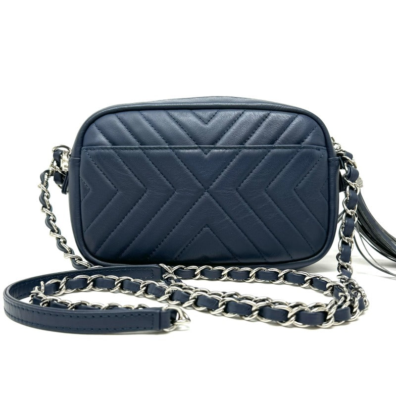 シャネル CHANEL シェブロン Vステッチ バッグ ショルダーバッグ カーフスキン ネイビー 紺 シルバー金具 チェーンショルダーバッグ ココマーク