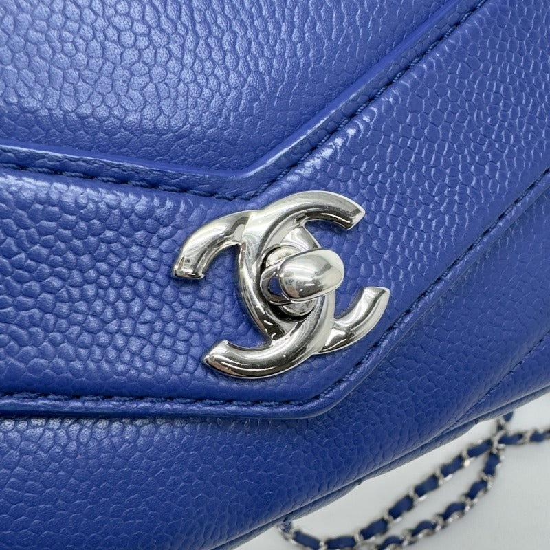 CHANEL CHANEL Chevron v-stitch Mini matelasse Caviar skin blue silver hardware chain shoulder bag Coco mark turn lock