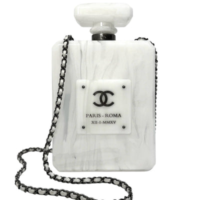 シャネル CHANEL 2016Paris-Roma　N°5　Parfume　Bottle シャネル N°5 パフューム ボトル バッグ ショルダーバッグ プラスチック ステンレス ホワイト 白 シルバー金具 チェーンショルダーバッグ ココマーク