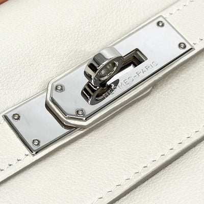 HERMES HERMES Kelly 28 Kelly 28 Bag, Tote bag, Shoulder bag, Swift, Cle, Beige, Silver hardware, Vo Swift