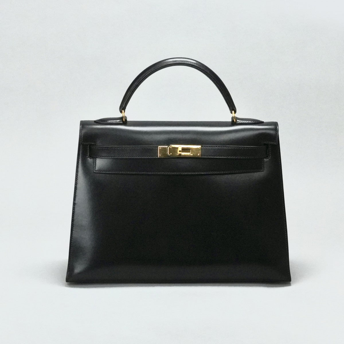 HERMES 헤르메스 Kelly 32 Kelly 32 가방, 토트 백, 숄더백, 상자 송아지, 누아르, 검은 색, 금 피팅