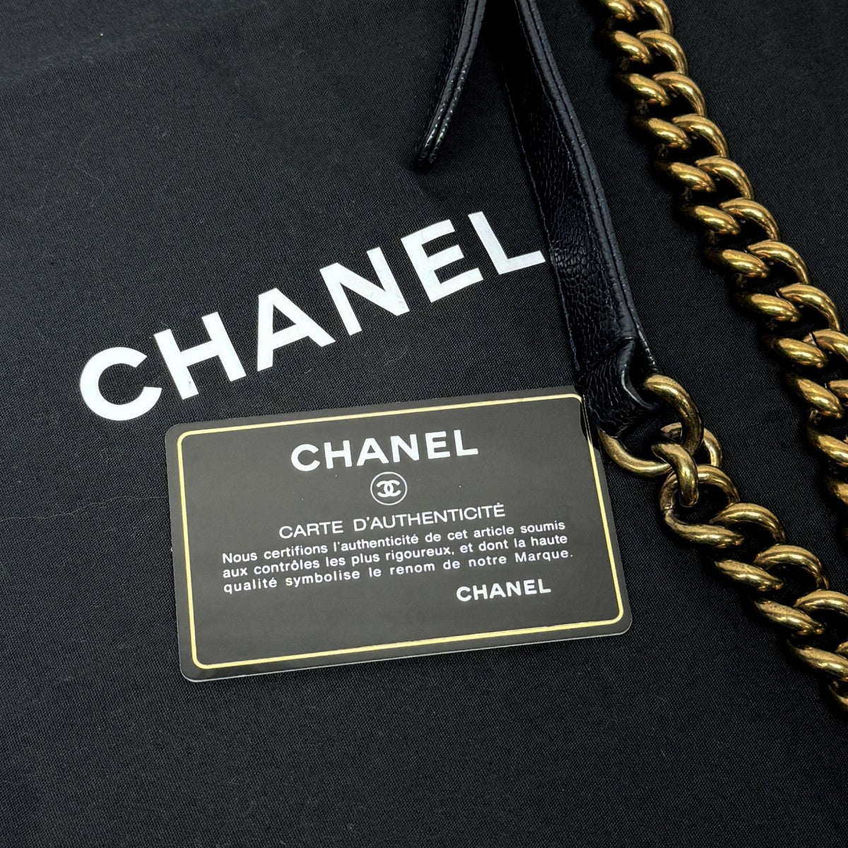 CHANEL CHANEL Boy chanel Bag Shoulder Bag Caviar Skin Navy Navy Gold Hardware Chain Shoulder Bag Double chain Coco mark