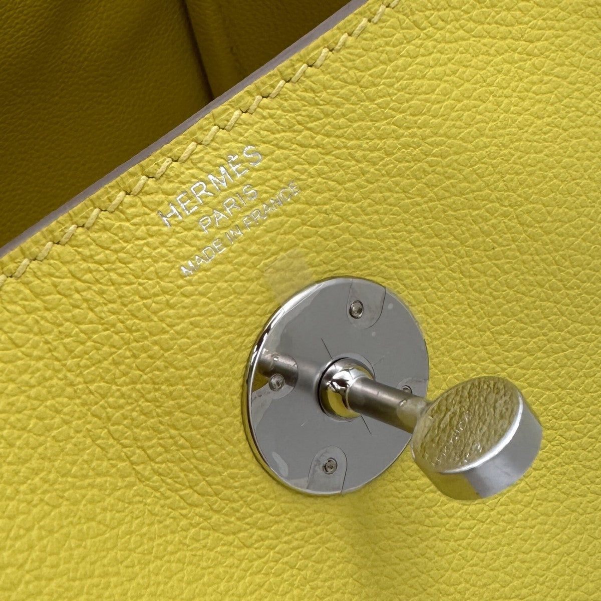 HERMES 爱马仕 Lindy 26 Lindy 26 袋，手提袋，肩膀袋，彩色，石灰，黄色，黄色，银色