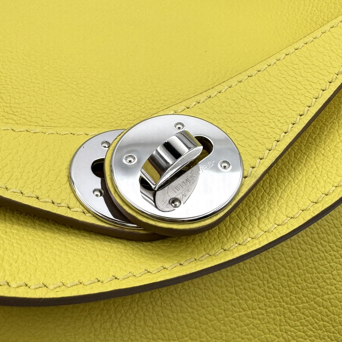 HERMES 爱马仕 Lindy 26 Lindy 26 袋，手提袋，肩膀袋，彩色，石灰，黄色，黄色，银色