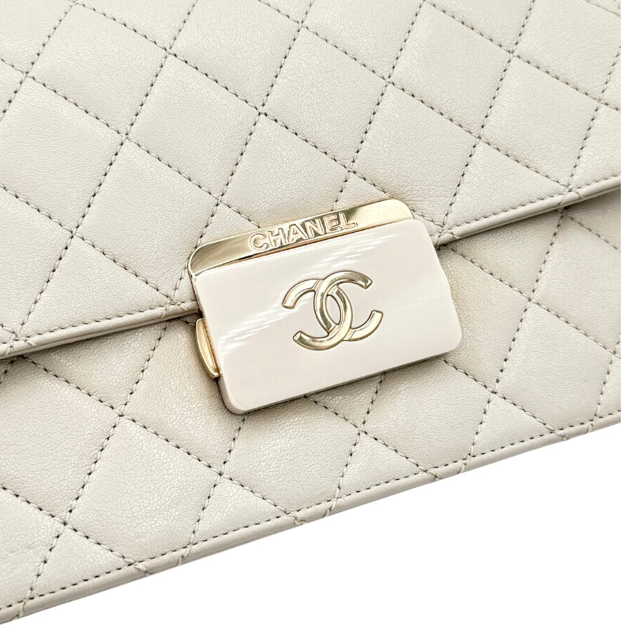 CHANEL 香奈儿 Beauty lock Matelass? 袋肩袋羊羊皮轻米色金色五金连锁肩袋 W chain Single flap S襟翼 Double chain 可可标记