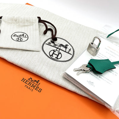 HERMES 爱马仕 Birkin 30 Birkin 30 袋子，手提袋，爱普生，面纱玉，绿色，绿色，银色配件，沃伊·爱普生
