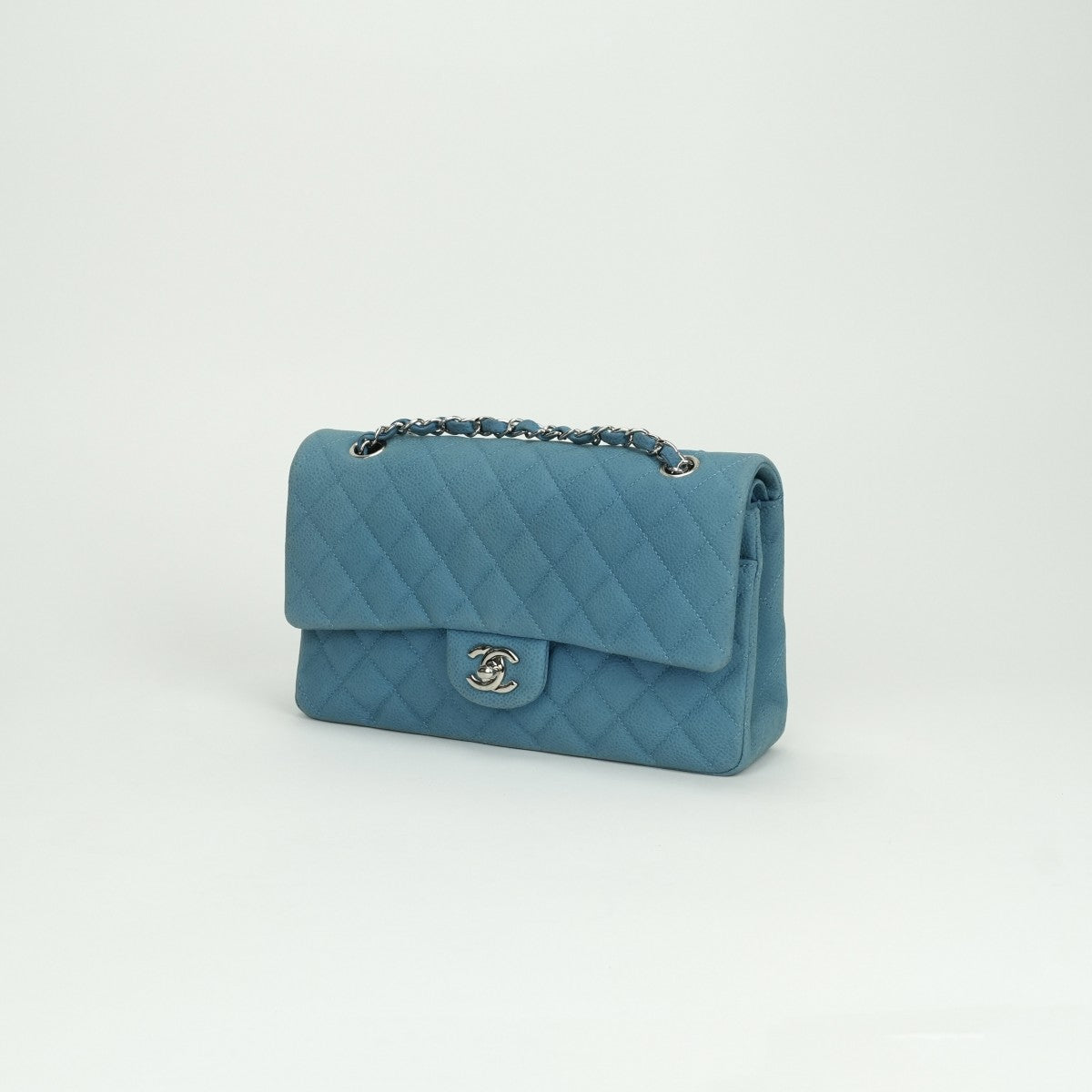 シャネル CHANEL マトラッセ ダブルフラップ Wフラップ ダブルチェーン Wチェーン バッグ ショルダーバッグ キャビアスキン ブルー Blue 青 シルバー金具