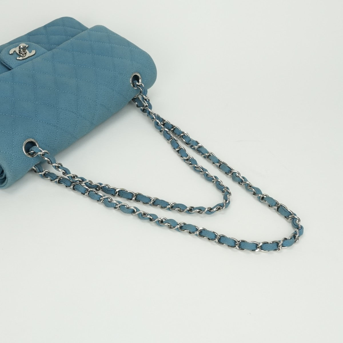 シャネル CHANEL マトラッセ ダブルフラップ Wフラップ ダブルチェーン Wチェーン バッグ ショルダーバッグ キャビアスキン ブルー Blue 青 シルバー金具
