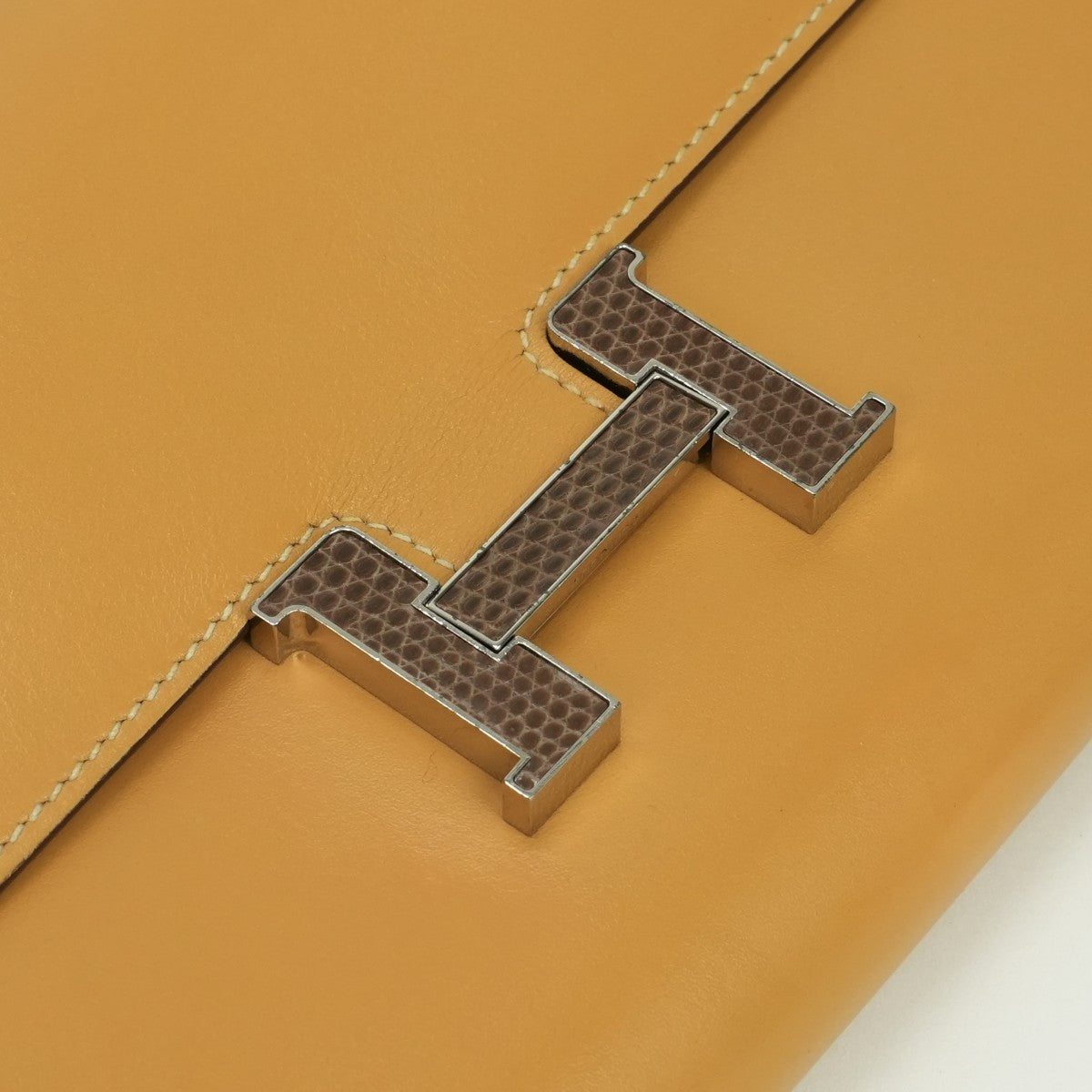 エルメス HERMES コンスタンスロング コンスタンス ロング 財布 長財布 ロングウォレット タデラクト パイユ Paille ベージュ系 シルバー金具 リザード