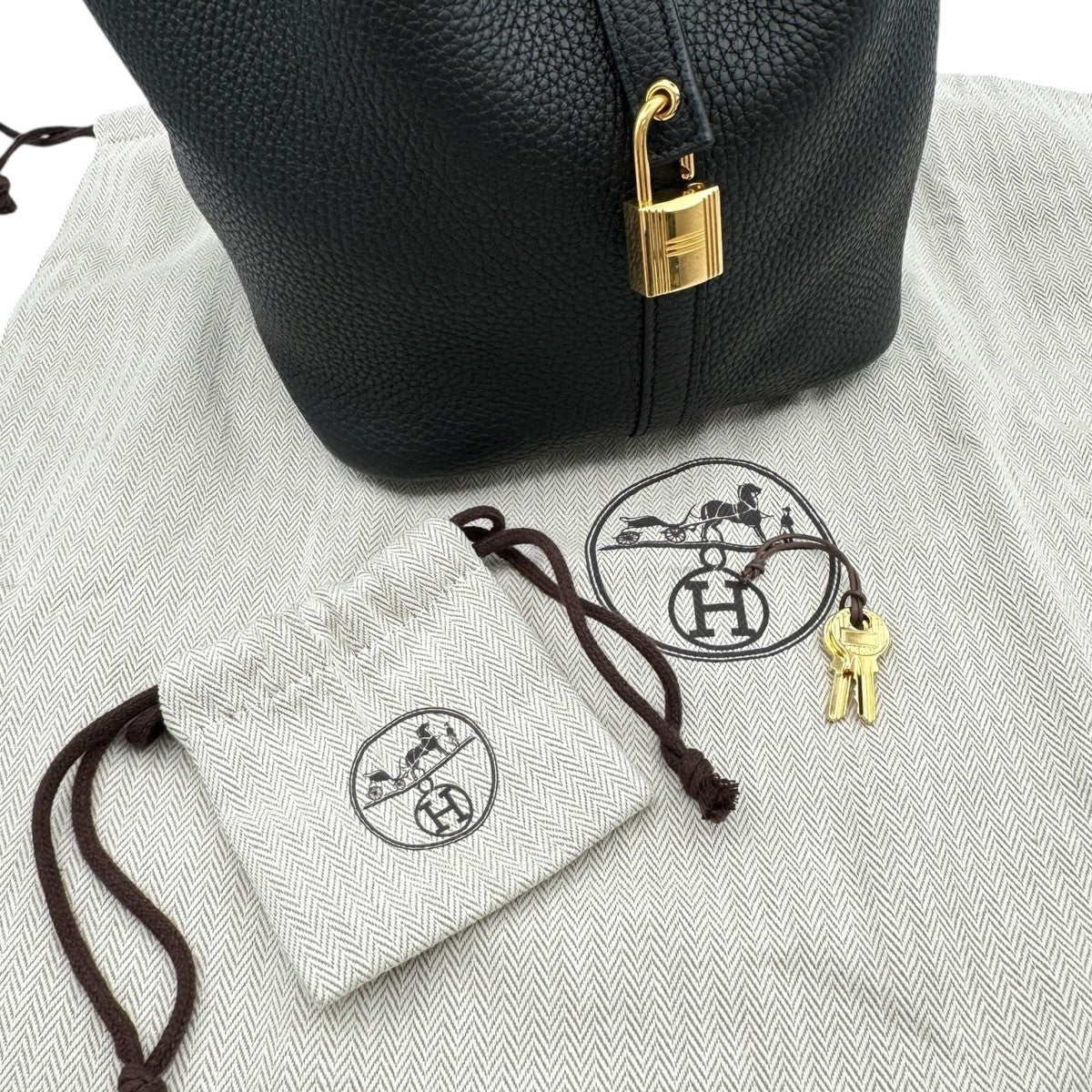 HERMES HERMES Picotin lock MM Picotin lock MM Picotin lock 22 Tote bag Toryon Clemence Noir Black Gold hardware