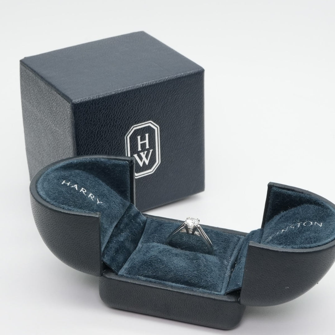 ハリーウィンストン HARRY WINSTON ラウンドカット・ソリティア