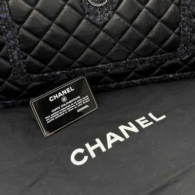 CHANEL CHANEL Matelass? Coco Mark Bag Tote Bag Shoulder Bag Calfskin Black Blue Black Blue Silver Metal Fittings Chain Tote Bag