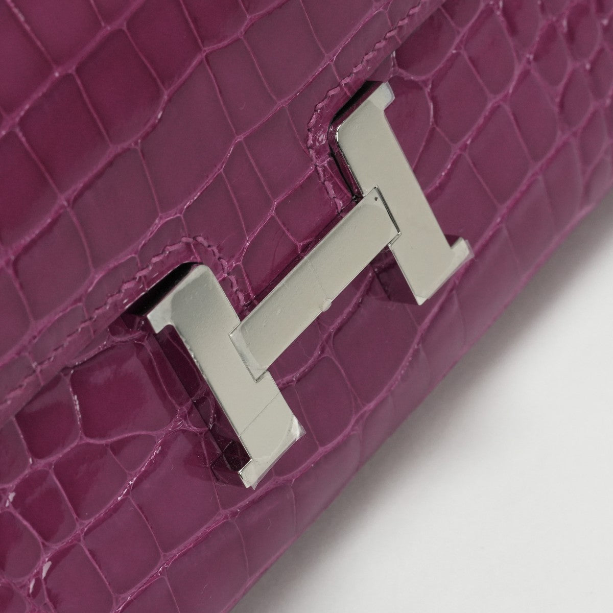 HERMES 헤르메스 Constance long Constance long 지갑 롱 지갑 롱 지갑 악어 악어 로즈 체 히어 라자이드 핑크 실버 메탈 피팅 이국