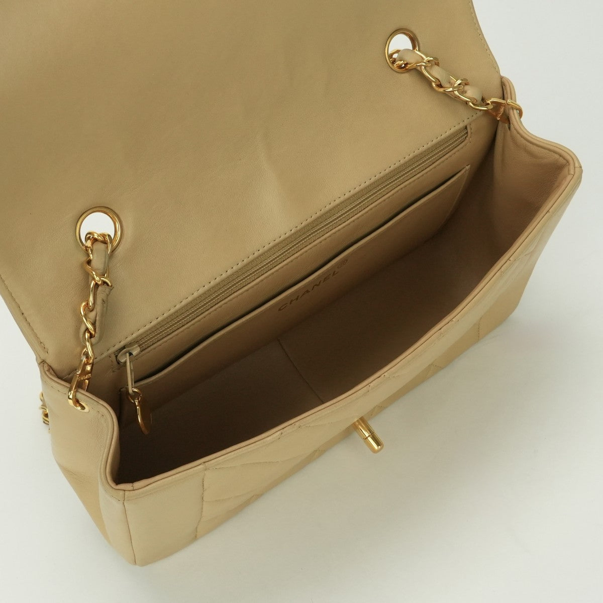 CHANEL 香奈儿 Diana Matelass? 袋子肩袋羊皮米色金色五金连锁肩袋可可标记转锁 Single flap S-flap单链S链