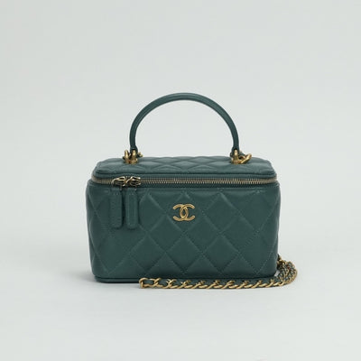 CHANEL CHANEL Matelass? Bag Shoulder Bag Lambskin Green Green Gold Hardware Vanity Makeup Bag Chain Shoulder Bag