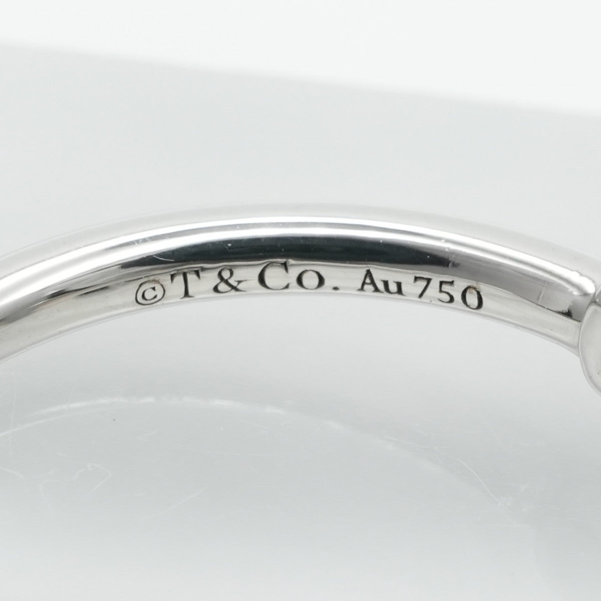 Tiffany & Co. 티파니 & 공동. 와이어 링 T- 와이어 18K 화이트 골드 Tiffany & Co. T- 링 750wg 실버 다이아몬드 화이트 골드