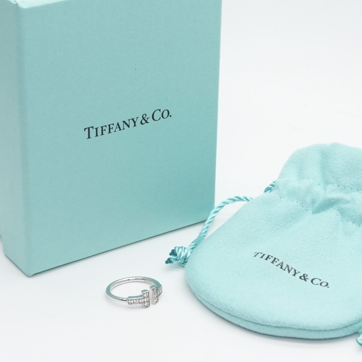 Tiffany & Co. 티파니 & 공동. 와이어 링 T- 와이어 18K 화이트 골드 Tiffany & Co. T- 링 750wg 실버 다이아몬드 화이트 골드