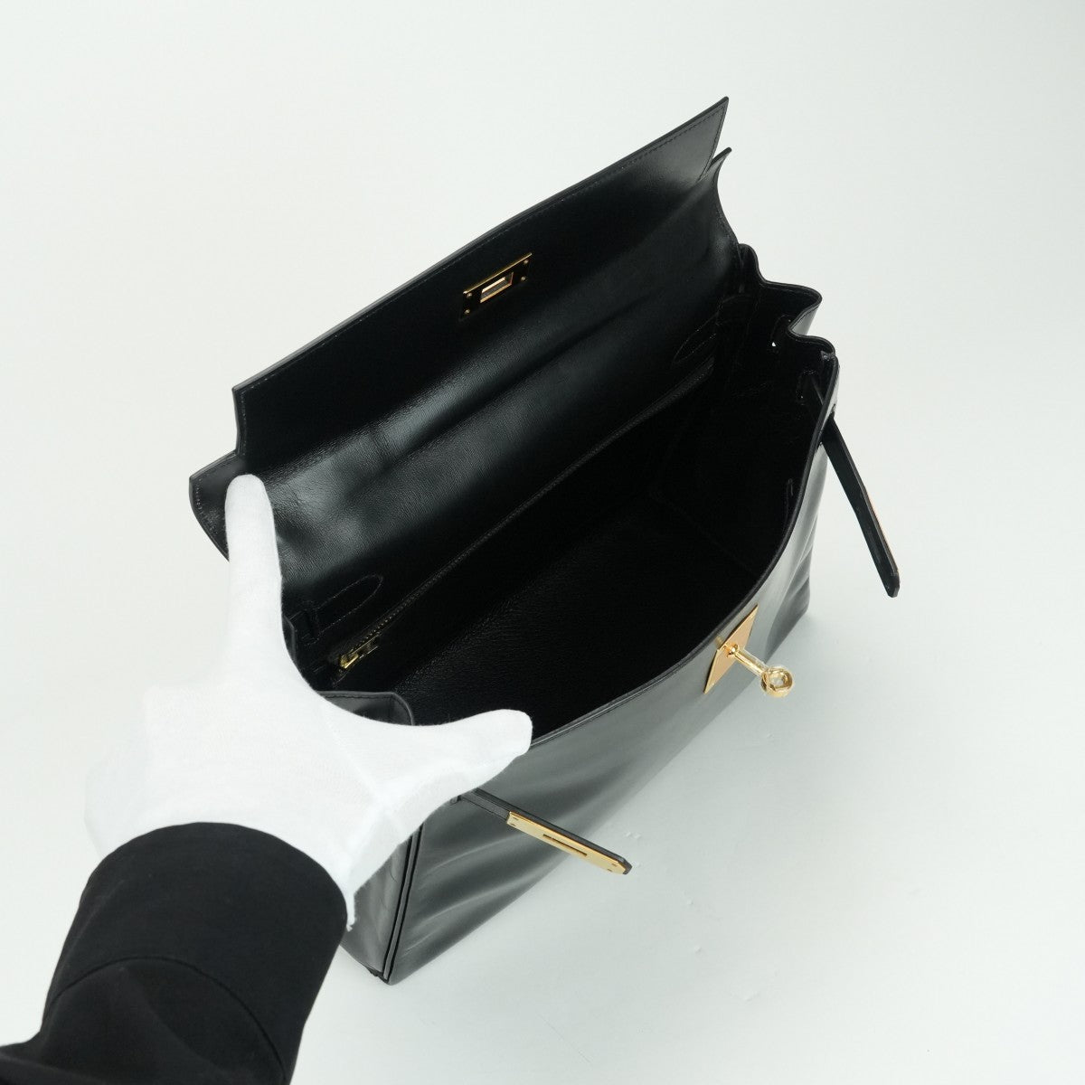 HERMES HERMES Kelly 32 Kelly 32 Bag, Tote Bag, Box Calf, Noir, Black, Gold Fittings