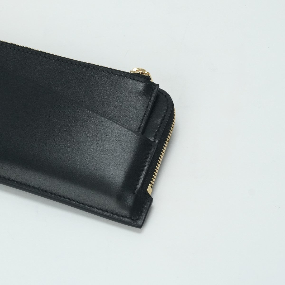 ザ ロウ THE ROW 財布 長財布 ロングウォレット レザー ブラック 黒 ゴールド金具 ショルダーバッグ