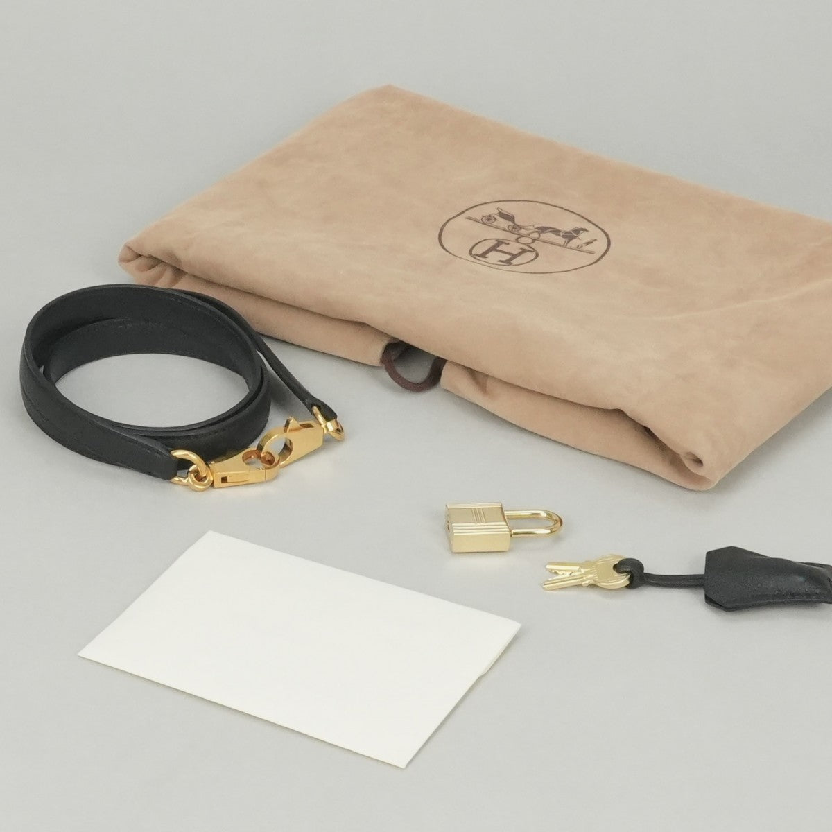 HERMES 爱马仕 Bolide 35 Bolide 35 袋，手提袋，gulliver黑色，黑色，金色配件