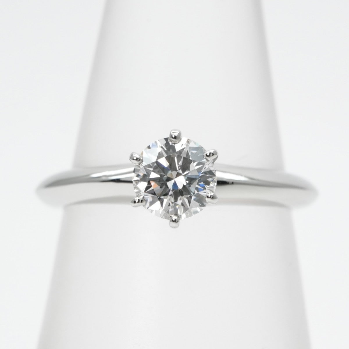 Tiffany & Co. 티파니 & 공동. 약혼 반지 플래티넘 솔리테어 Tiffany & Co. 반지 실버 다이아몬드 반지 약혼 반지 백금