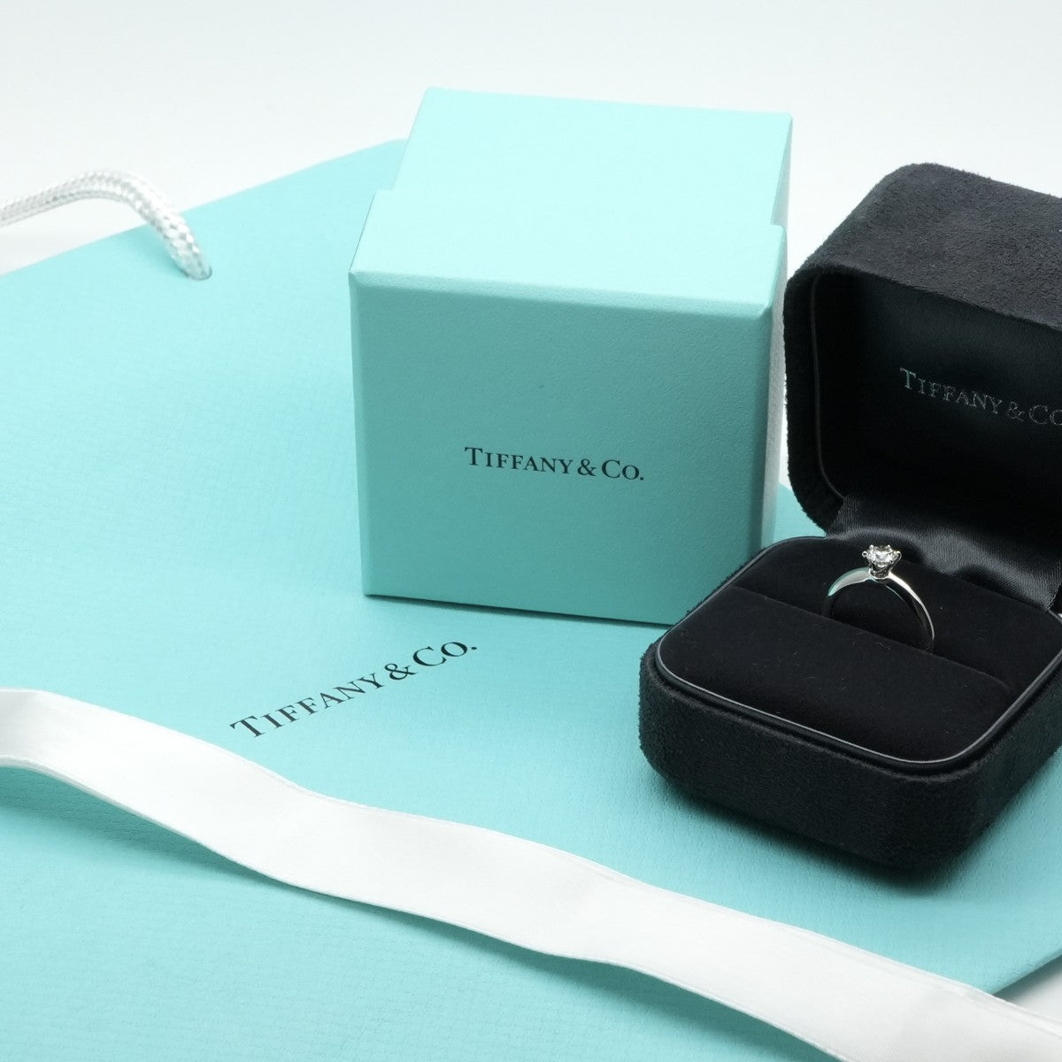 Tiffany & Co. 티파니 & 공동. 약혼 반지 플래티넘 솔리테어 Tiffany & Co. 반지 실버 다이아몬드 반지 약혼 반지 백금