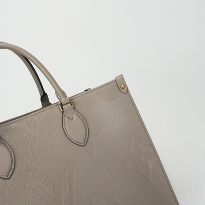 LOUIS VUITTON LOUIS VUITTON On the go MM On the go MM Bag, Tote bag, Shoulder bag, Leather, Toiletrail Beige, Beige, Gold hardware, 2-way handbag